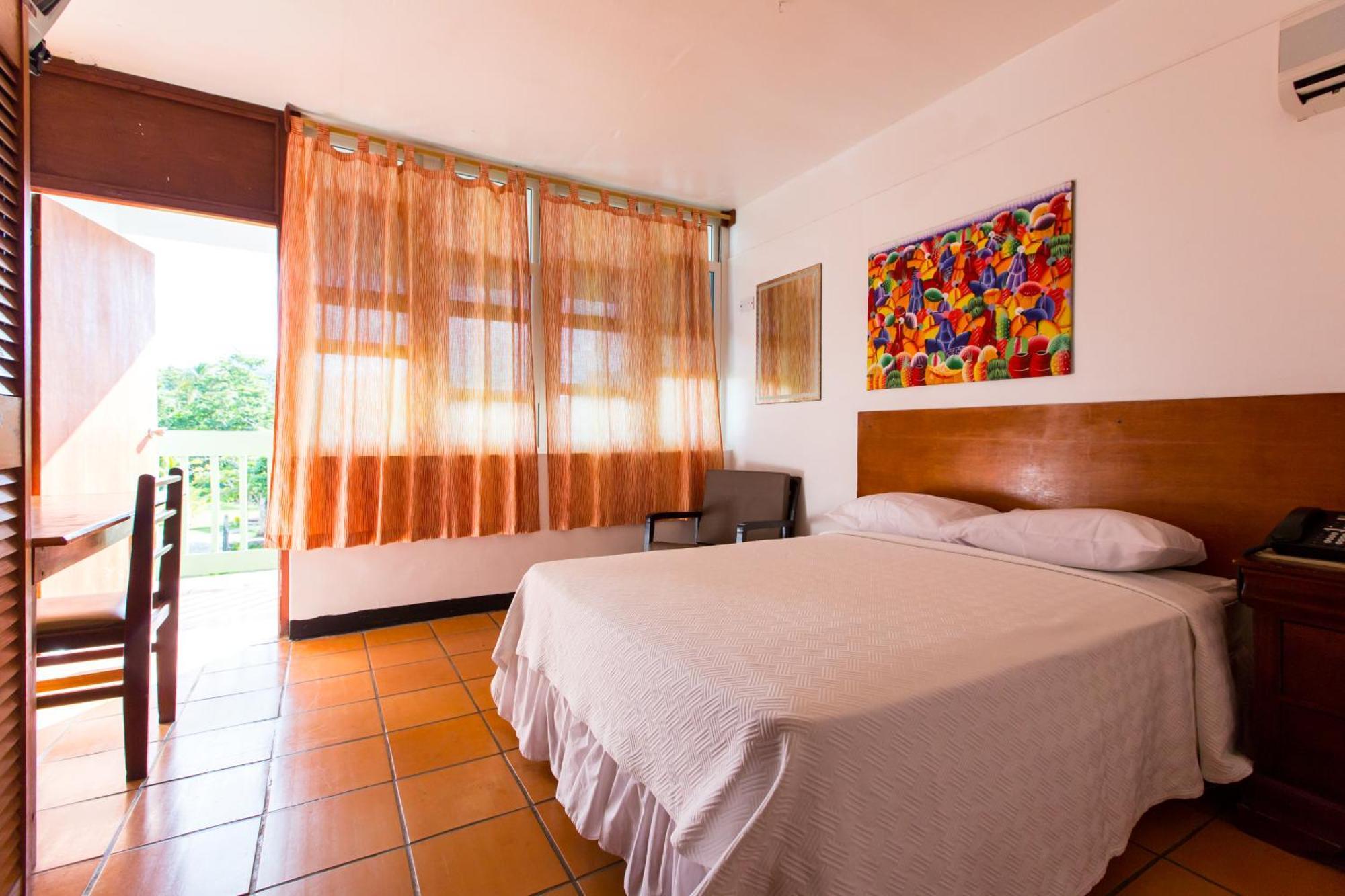 Portsmouth Beach Hotel Phòng bức ảnh
